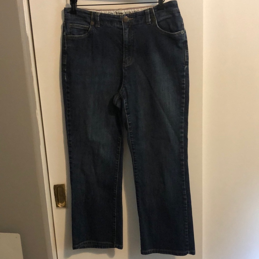 Lands’End Woman’s original fit, classic waist Boot let, size 10.  Baggy